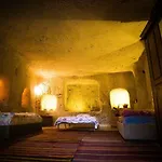 Atilla's Cave Hotel