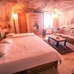 Atilla's Cave Hotel 3*