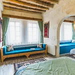 Hotel Atilla's Cave 3*