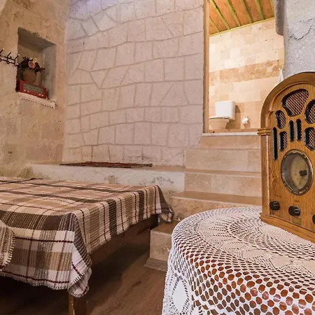 Hotel Atilla's Cave 4*