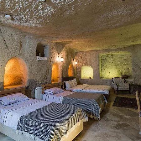 Atilla's Cave 酒店