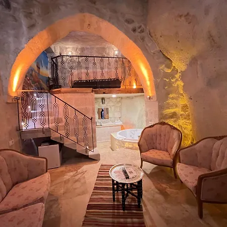 Atilla's Cave 3* 内夫谢希尔