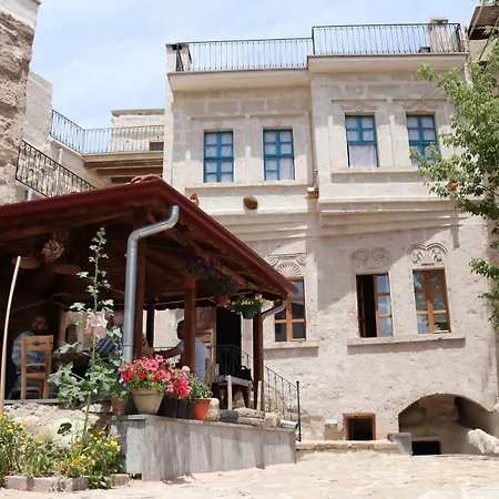 酒店 Atilla's Cave 内夫谢希尔