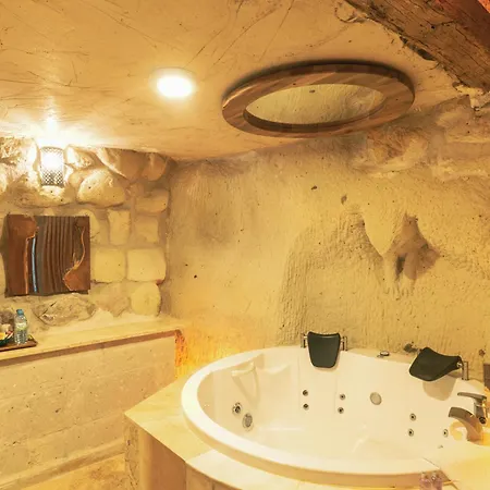 Hotel Atilla's Cave