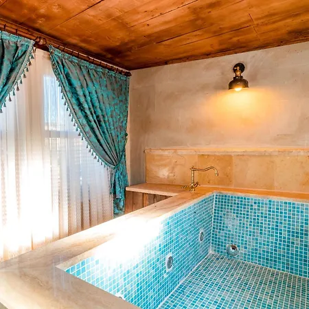 Atilla's Cave 3* نفسهير