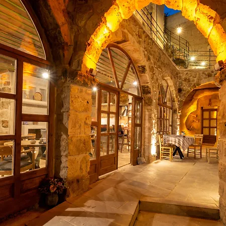 Atilla's Cave Hotel 3*