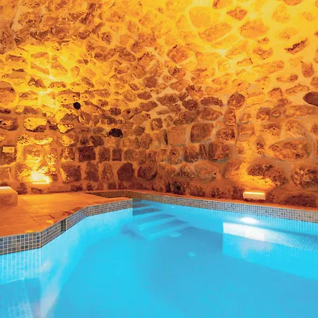 Atilla's Cave 3*