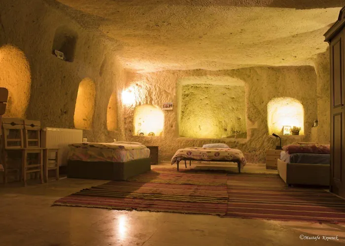 Atilla's Cave Отель 3*