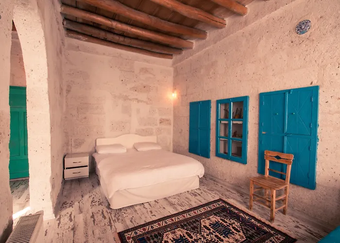 ホテル Atilla's Cave 3*