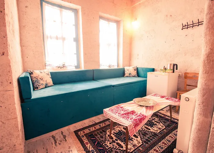 ホテル Atilla's Cave 3*