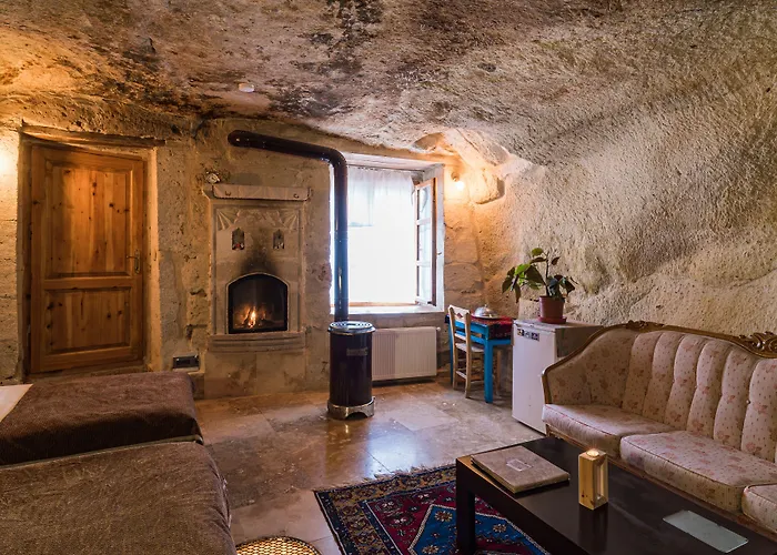 ホテル Atilla's Cave 3*