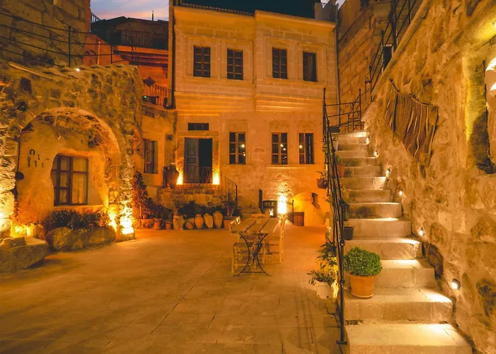 Atilla's Cave 3* نفسهير