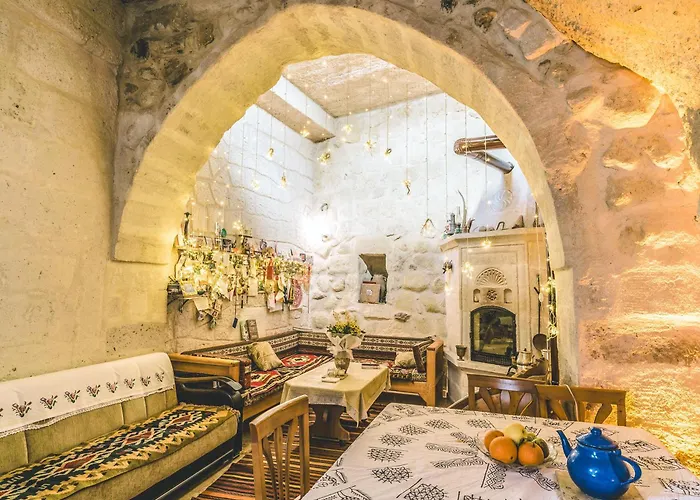 Hotel Atilla's Cave 3*