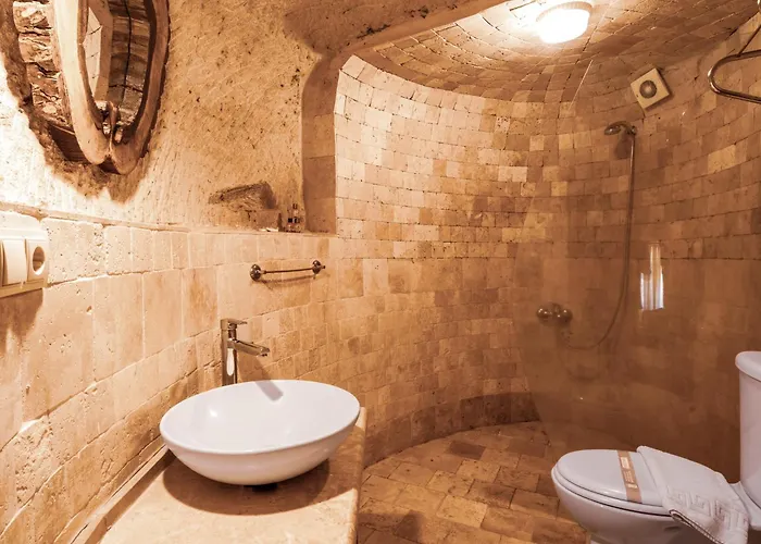 Atilla's Cave 内夫谢希尔